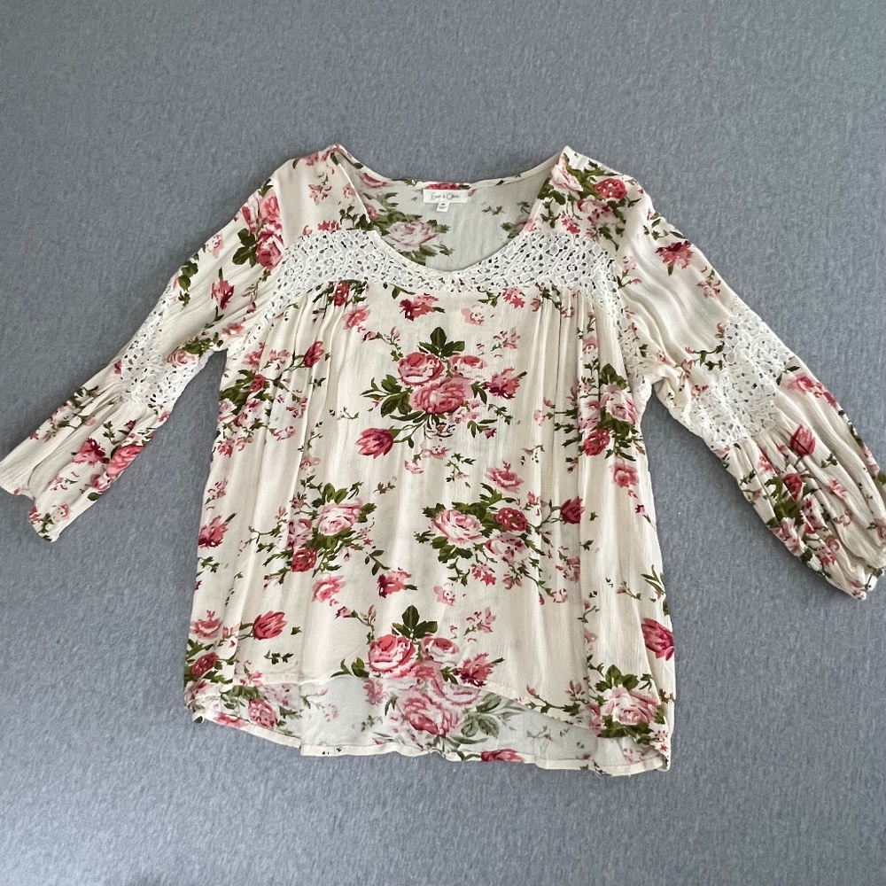 Eden & Olivia Cream Floral Lace Boho Long Sleeve Top | Size Medium